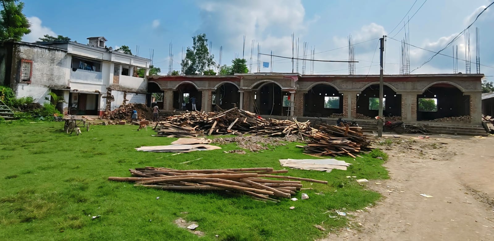 Madrasah Ahale Sunnat Islamia Nadishik - New Bildinge